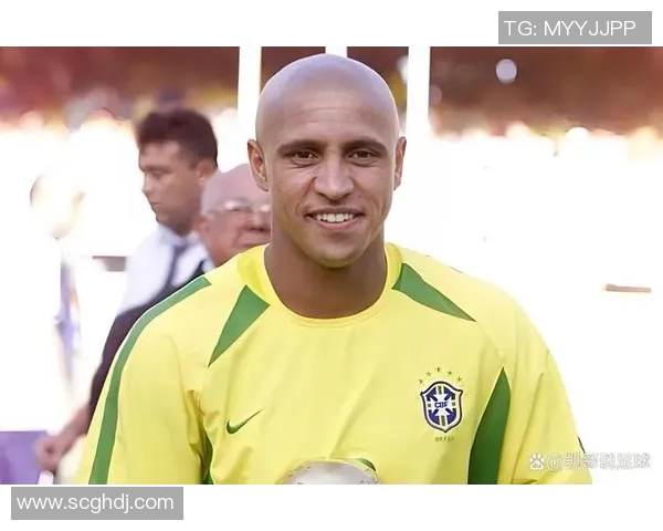 六号球星的足球传奇:从绿茵场到全球偶像的成长之路 六号球星的足球传奇:从绿茵场到全球偶像的成长之路