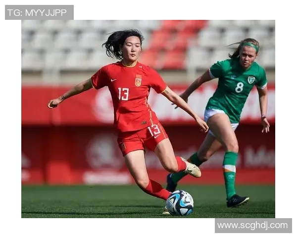 女足球星莉娜个人资料与赛场风采揭秘及精彩瞬间回顾 女足球星莉娜个人资料与赛场风采揭秘及精彩瞬间回顾