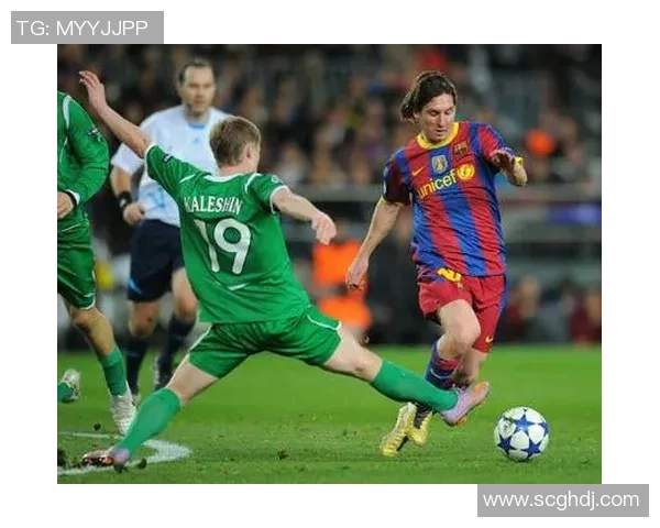 时代周刊评选历史足球巨星：从贝利到梅西的辉煌足迹与传奇对决