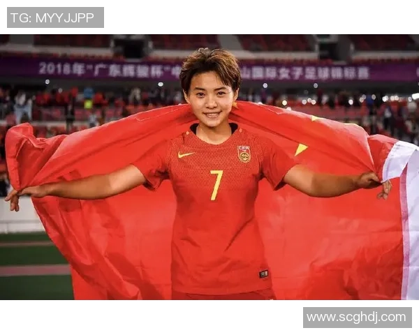 足球球星亲自书写中国字 传递文化交流与体育精神的深度融合